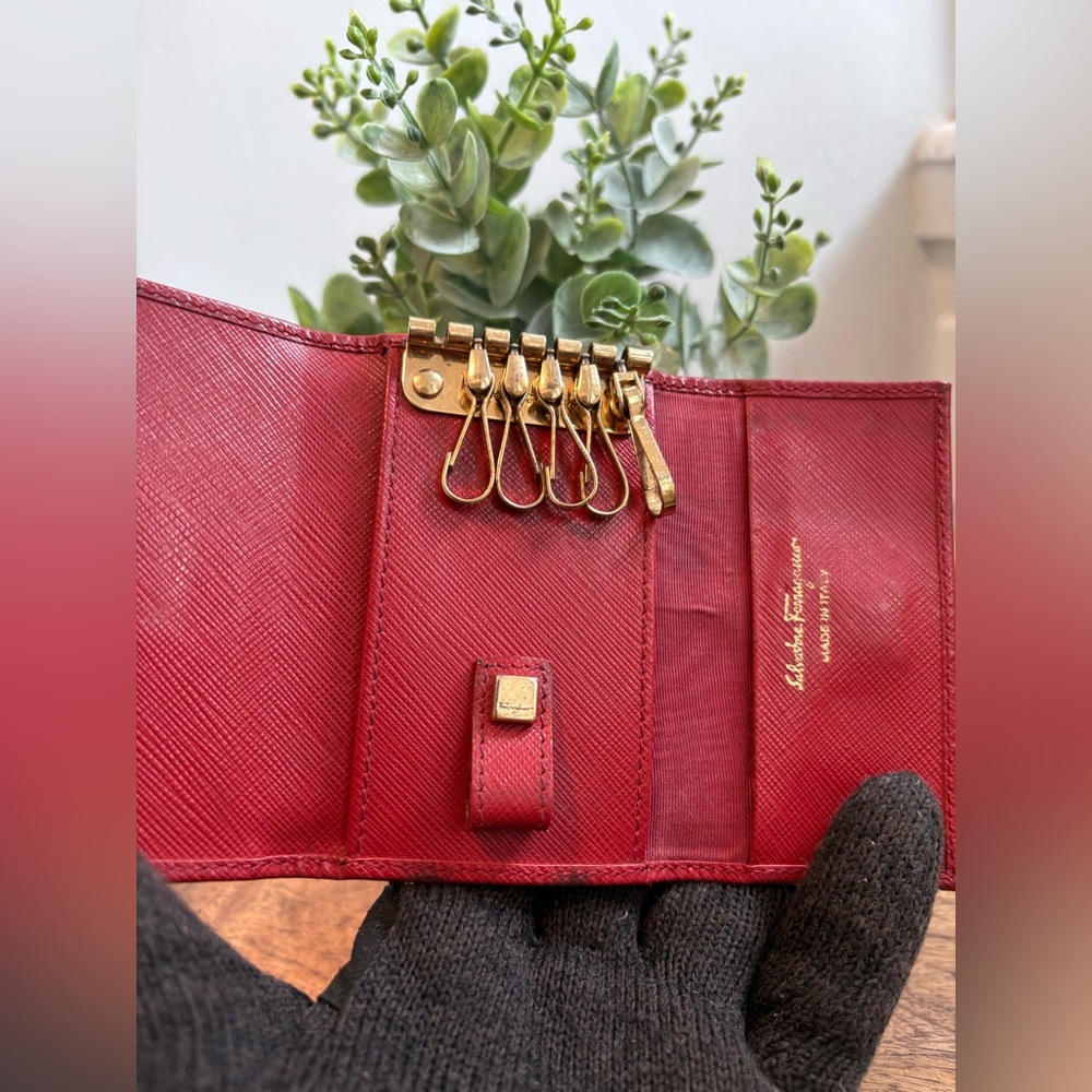 Salvatore Ferragamo Key Holder Wallet - Picture 5 of 7